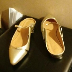 Ladies gold shoes